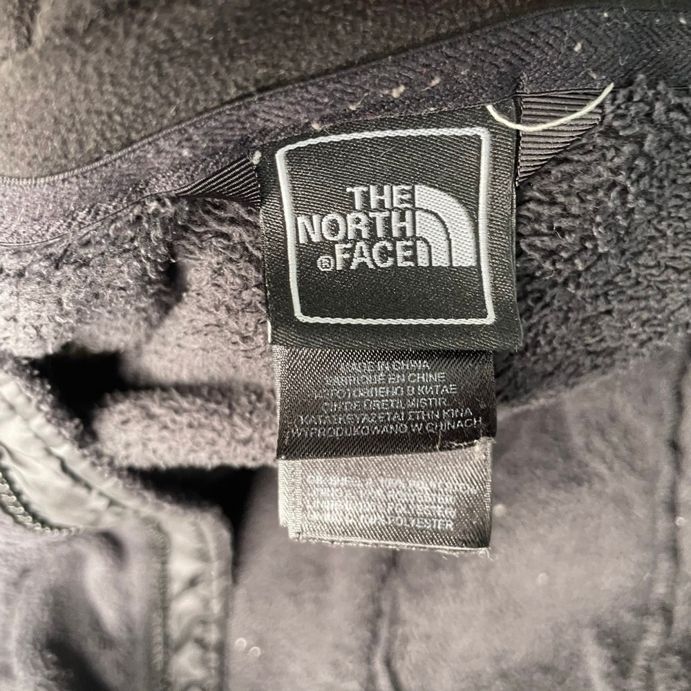 Women's Size Medium The North Face Black Fleece Jacket - Picture 5 of 8